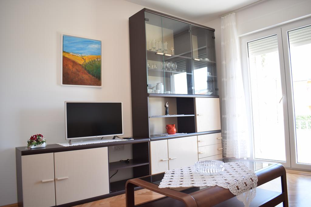 Apartment Mary Porat  Ngoại thất bức ảnh